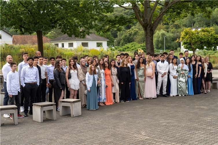 An der Erich-Kästner-Realschule plus wurden in diesem Jahr zwei Klassen mit dem Berufsreifeabschluss (Klasse 9) und zwei Klassen mit dem Qualifizierten Sekundarabschluss I (Klasse 10) entlassen. Foto: privat