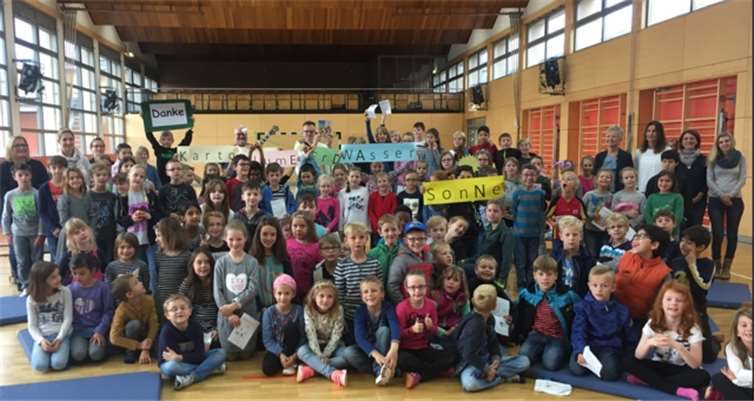 An der Grundschule Nickenich wurde vor den Herbstferien ein Erntedankgottesdienst gefeiert. Foto: Tatjana Boos
