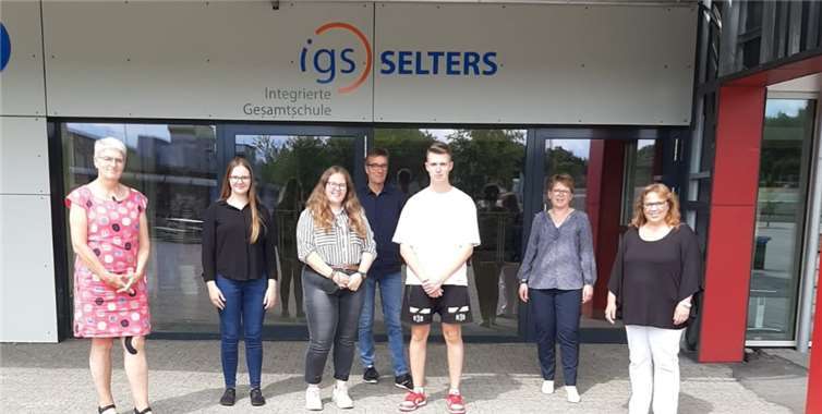 An der IGS Selters: FSJ trifft auf Politik. Foto: privat