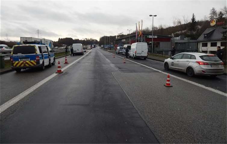 An der Raststätte der A3 hatte die Polizei eine Kontrollstelle eingerichtet. Foto: Polizei