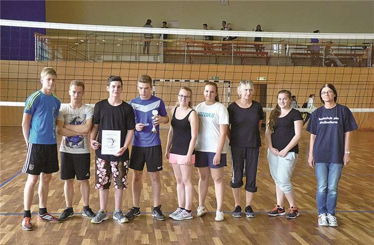 An der Realschule plus Weißenthurm fand ein tolles Volleyballturnier mit gemischten Teams statt.privat