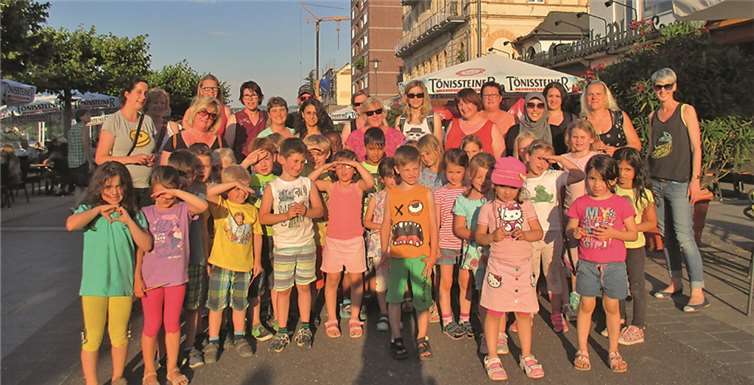 An der Rheinpromenade endete ein wunderschöner und ereignisreicher letzter Tag für die Schulkinder der städtischen Bewegungskita St. Anna. privat