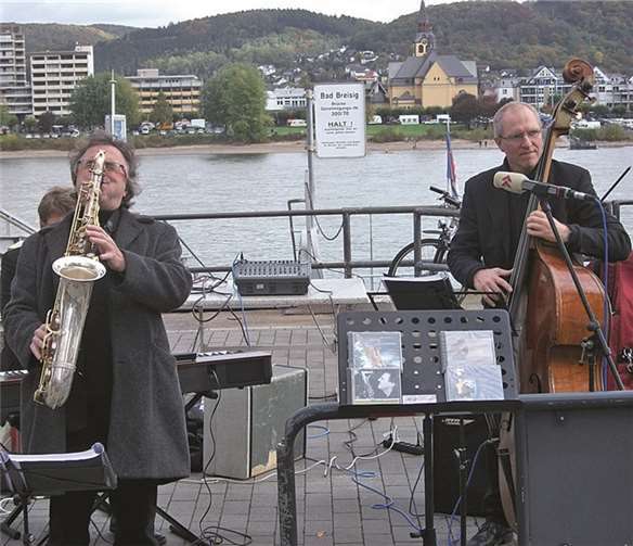 An der Rheinpromenade wird Jazz vom Feinsten geboten. Privat