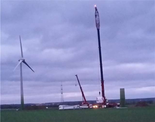An der Windkraftanlage in Odendorf wurde trotz Baustopp weitergearbeitet. privat