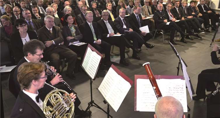 An der feierlichen Eröffnung des Haus des Jugendrechts nahmen zwei Minister und zahlreiche Funktionsträger teil.HEP