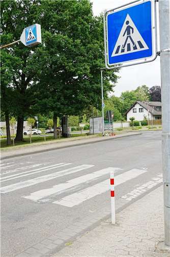 An diesem Zebrastreifen wurde vergangenen Dienstag eine 38-jährige Fußgängerin bei einer Kollision mit einem Auto tödlich verletzt.