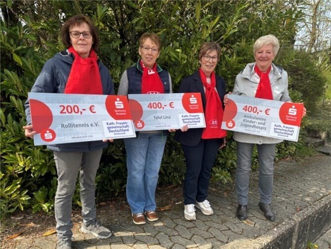 An drei soziale Projekte wurde gespendet.  Foto: kfd