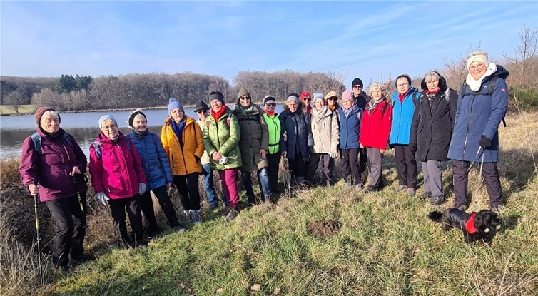 An einem sonnigen Donnerstagnachmittag im Januar unternahmen 19 Wanderfreunde des Eifelvereins Sinzig eine abwechslungsreiche Tour durch die Eifel. Foto: privat