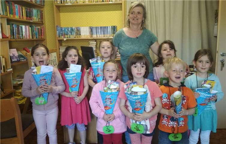 An insgesamt vier Vormittagen lernten die Kinder die Bibliothek und ihre Angebote kennen.  privat