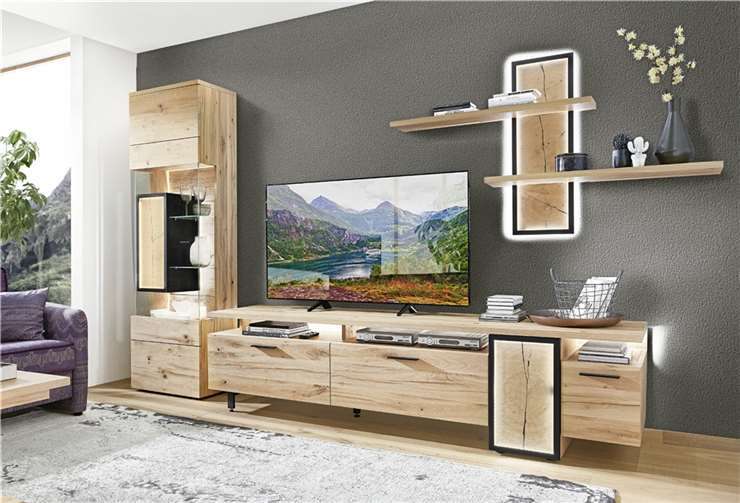 An jedem Standort gibt es 90 Jubiläumskracher zum halben Preis und viele weitere einmalige Jubiläumsangebote.