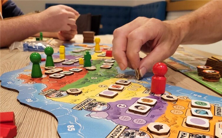 An jedem letzten Montag im Montag findet der Spieleabend statt.  Foto: privat