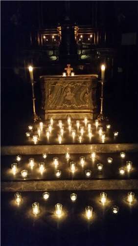 An jedem zweiten Dienstag im Monat sind alle Interessierten eingeladen zu einem meditativen Abendgebet in der kerzenerleuchteten Hospitalkirche.Foto: privat