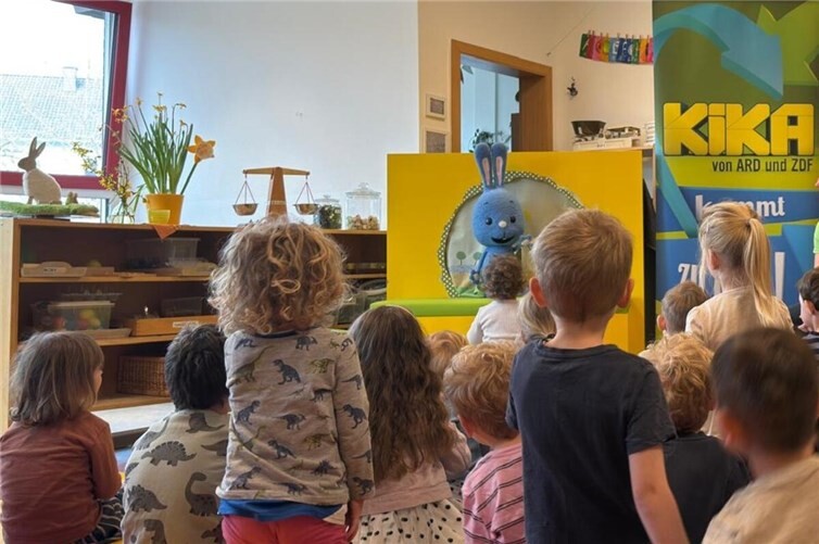 An seinen Abenteuern ließ das Kikaninchen die Kinder teilhaben.