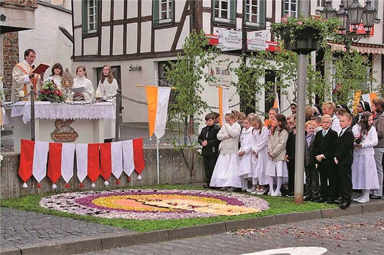 An vier Altären in der Stadt wurde jeweils der Segen erteilt. SES