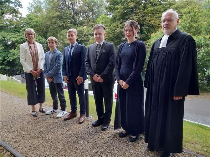 An zwei Tagen wurden acht Konfirmanden in die Gemeinschaft aufgenommen.