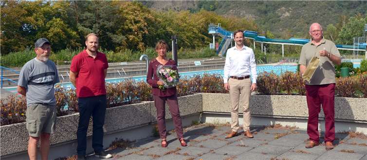 Andrea und Rainer linden betrieben zwanzig Badesaisons lang den Kiosk. Nun übernimmt Carl Sebastian Knüpfer. Foto: privat
