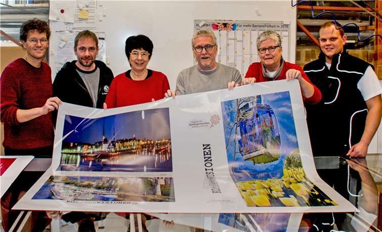 Andruck der ersten Bildtafeln.© Detlef Oster