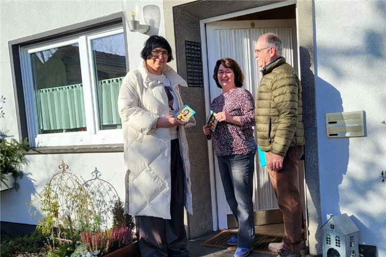 Anette Moesta MdL und Ernst Einig im Gespräch in Mendig.