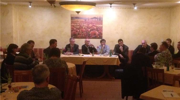 Angeregte Diskussionen gab es bei der Infoveranstaltung des Gewerbevereins Bad Ems plus. Privat