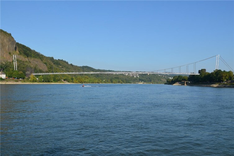 Umfrage: Welche Art von Brücke sollte Remagen und Erpel verbinden?   Animationen: Stadt Remagen / BORAPA Ingenieurgesellschaft mbH