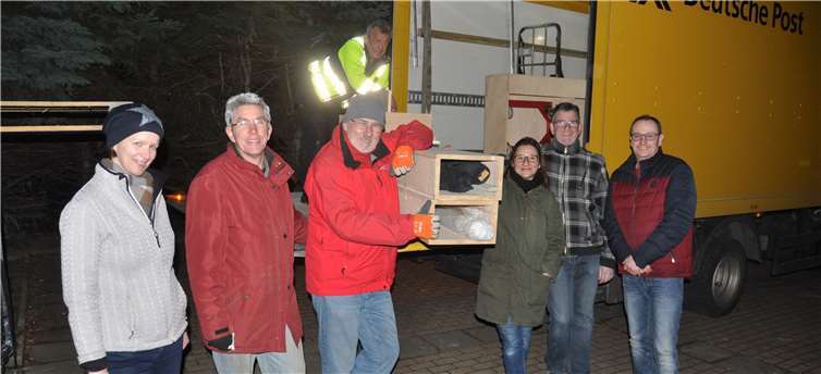 Ankunft des Riesenbuches per DHL am 29. Januar um drei Minuten nach sieben Uhr.privat