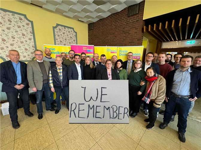 Anlässlich der gut besuchten Mitgliederversammlung des FDP-Kreisverbandes in Mayen wurde auch über die Frage der Positionierung des FDP-Kreisverbandes in Bezug auf die anstehende Landratswahl gesprochen und diskutiert. Foto: FDP MYK