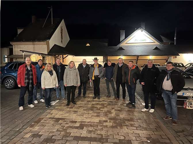 Anlässlich ihrer Klausurtagung besuchte die CDU Kruft den 1. Vorsitzenden der Dieblicher CDU und frisch gewählten Ortsbürgermeister Christoph Jung.Foto: privat