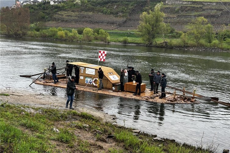 Anlanden in Kobern-Gondorf.