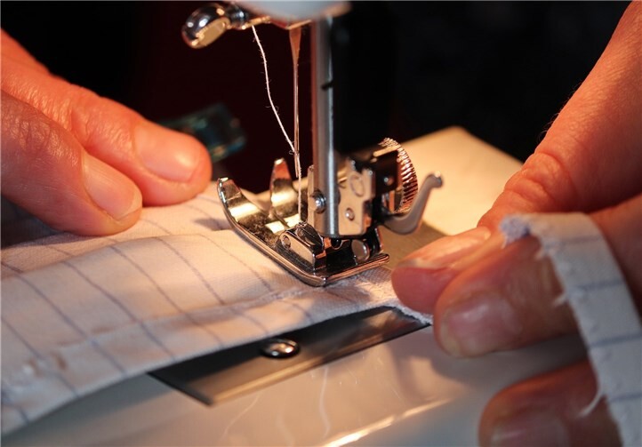 Anleitungen, um Masken zu nähen, kann man unter www.altenahr.de einsehen. Foto: VG Altenahr