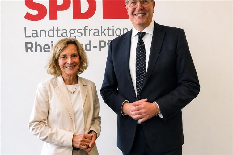 Anna Köbberling vertritt künftig den Fraktionsvorsitzenden Alexander Schweitzer