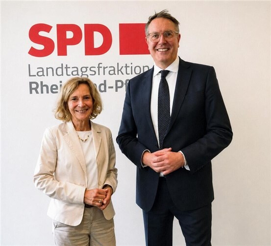 Anna Köbberling vertritt künftig den Fraktionsvorsitzenden Alexander Schweitzer.