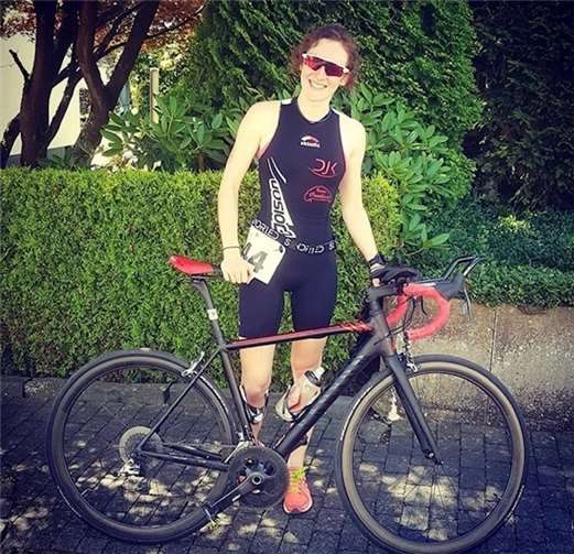 Anna Lena Theisen musste sich das Triathlon-Bike für diesen Wettkampf ausleihen.Foto: privat