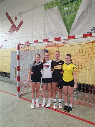 Anna Sauerborn, Eva Mintenig, Emilia Rickert und Zoey Schaden werden die Auswahl von Rheinland-Pfalz in der kommenden Saison verstärken. Quelle: JSG Welling/Bassenheim