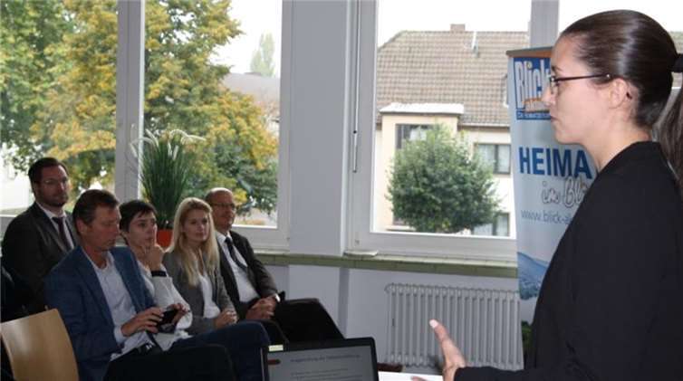 Anna Schäfer-Reinert erzählte über ihre Erfahrungen als Auszubildende in Teilzeit. PHILÖ