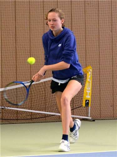 Annika Berrendorf vom Andernacher TC setzte sich bei den Mädchen U16/18 durch.