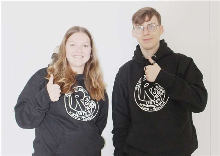 Annika Martini und Timon Klinge genossen ihren vielfältigen Einsatz als Freiwillige im Sozialen Jahr an der Untermosel. Quelle: Realschule plus und FOS Untermosel