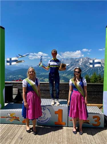 Annika Marzina bei der Siegerehrung. Foto: privat