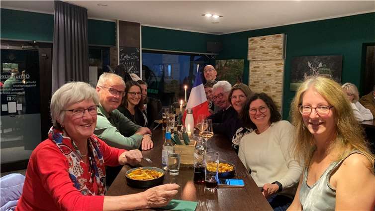 Anschließend ließ man der Abend in gemütlicher Runde beim Stammtisch in Hamanns Local Kitchen ausklingen.