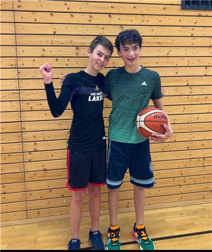 Anselm Polz (rechts im Bild) und Ben Kube.  Foto: DJK-Bendorf