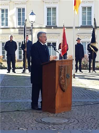 Ansprache von Stadtbürgermeister Hans Peter Ammel.