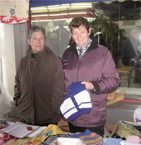 Ansprechpartnerinnen des Arbeitskreises ev./kath. Frauen Adenau, links Gisela Falkenstein, rechts Bernadette Romes. privat
