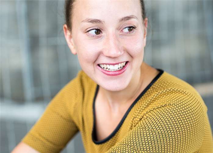 Antje Mies muss sich ständig aufs Neue bewerben undbei Castings als Schauspielerin beweisen. Fotos: Henrik Pfeifer