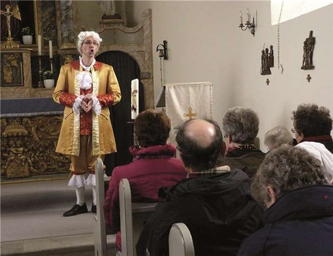 Anton Raaff alias Nico Heinrich in der Holzemer Kapelle.