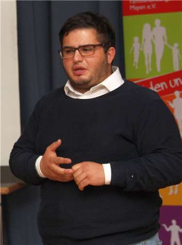 Anton Shakouri hielt einen bewegenden Vortrag.