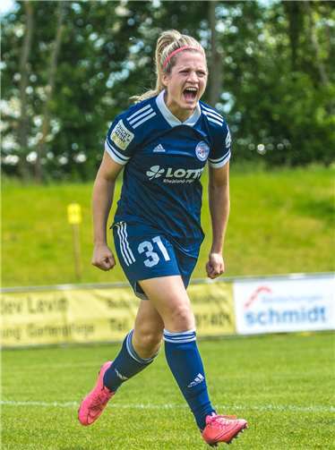 Antonia Hornberg streit es hinaus. Nach einer kleinen Torflaute erzielte sie ihren siebten Saisontreffer und den Ausgleich in der Partie.