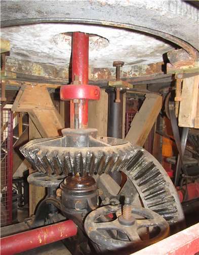 Antrieb der Mahlsteine der Hein’s Mühle. Foto: Peter Siebenmorgen