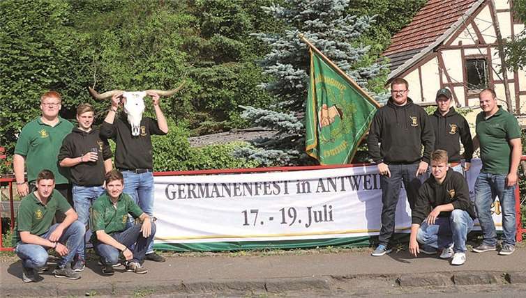 Antweiler: Montags bei der Kirmes war der Tag der Junggesellen.SES