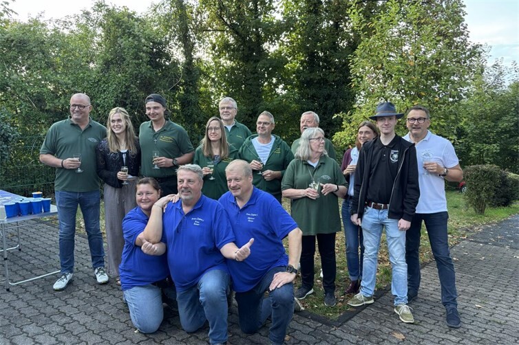 Anwesende Majestäten beim Grillfest