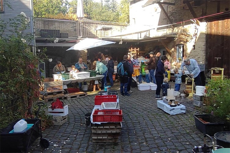 Apple Kids Day im Hof von Birgit u. Andrea