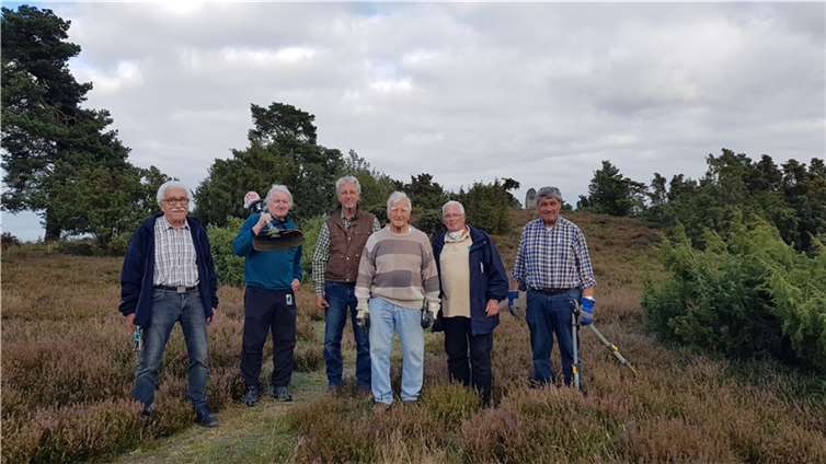 Arbeitseinsatz der Ehrenamtlichen von der Wacholderwacht. Foto: privat